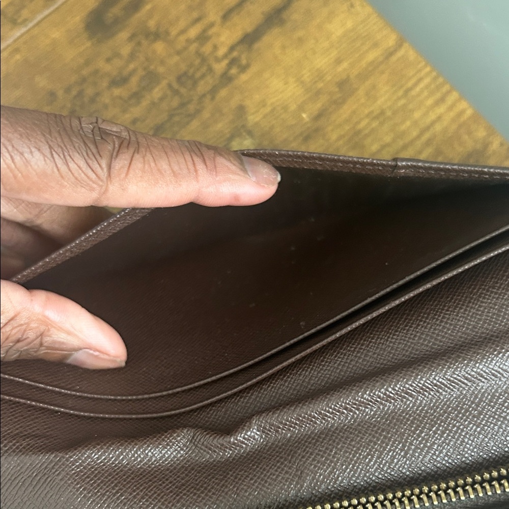 Louis Vuitton Damier Ebene Wallet - Picture 13 of 17